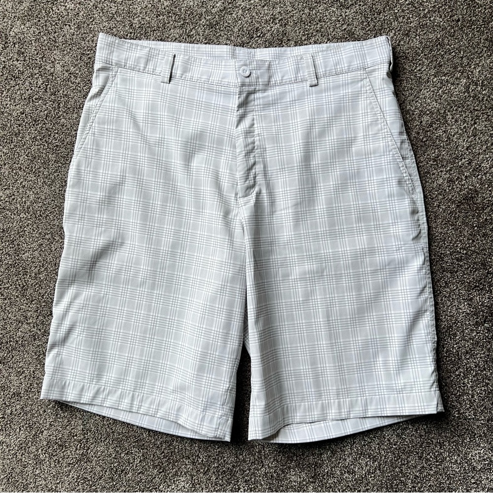 SOLD!!! Nike Golf shorts.